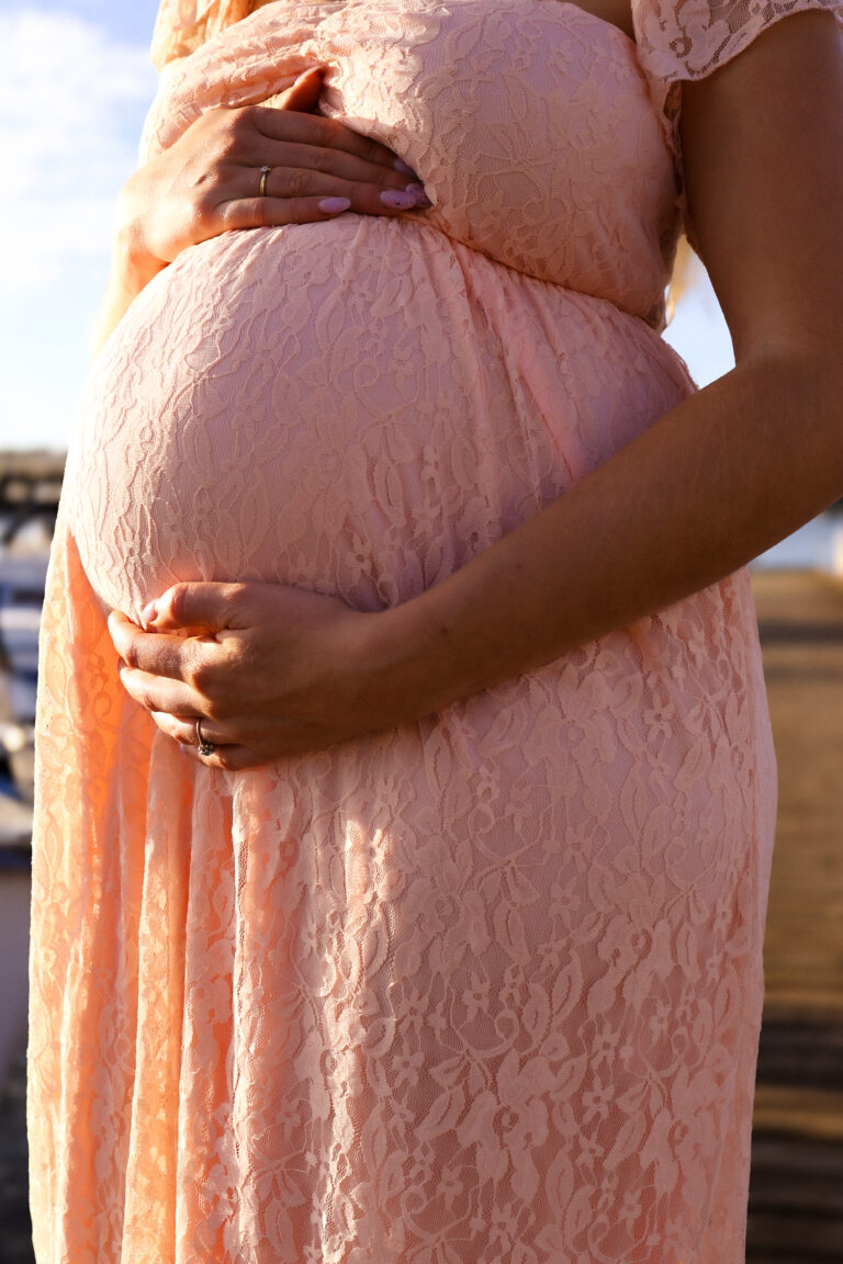 Plenerowa sesja brzuszkowa